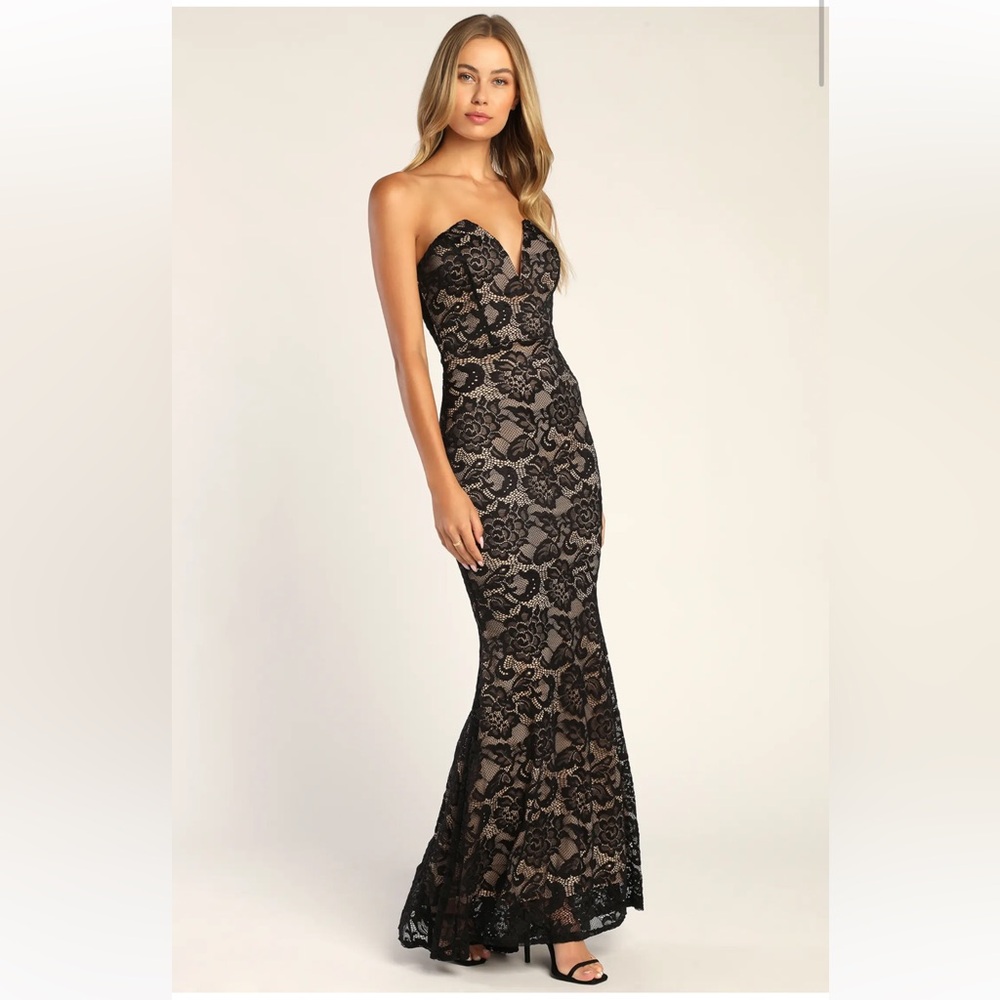 Lulu's Black Lace Strapless Lace Gown